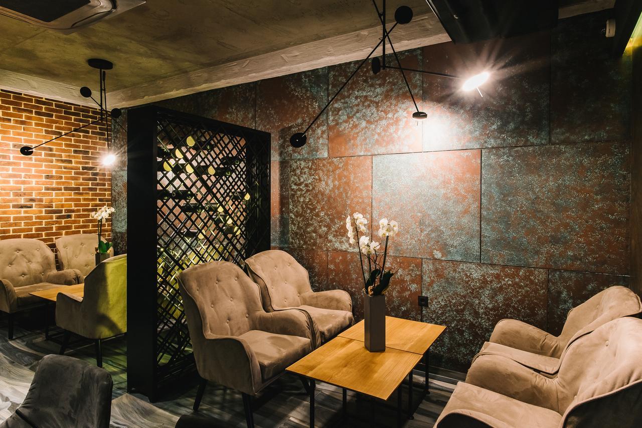 Noble Boutique Hotel Lutsk Exterior photo